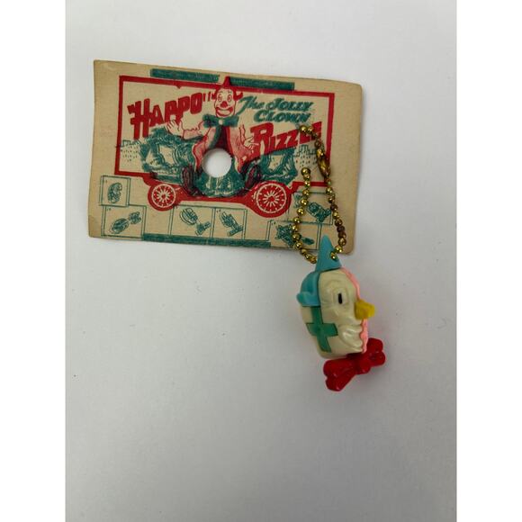 Vintage 1950s Harpo the Jolly Clown Puzzle Key Chain Toy on Original Card - Picture 1 of 3